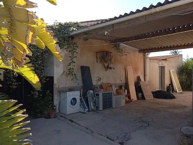 Casa rústica / Caserío en Venta en Elche Elx