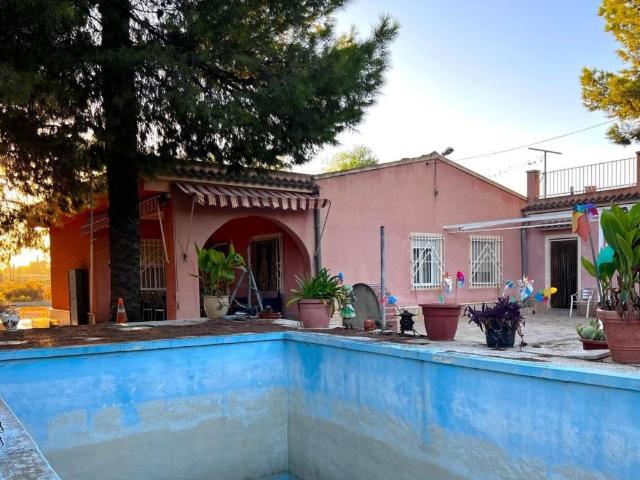 Casa rústica / Caserío en Venta en Elche Elx