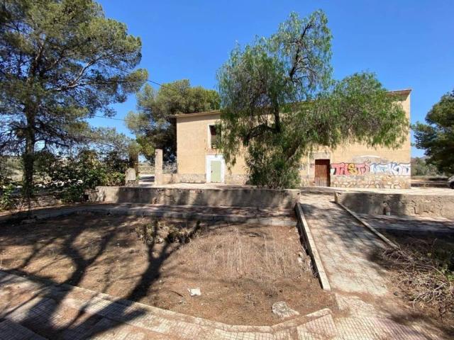 Casa rústica / Caserío en Venta en Elda