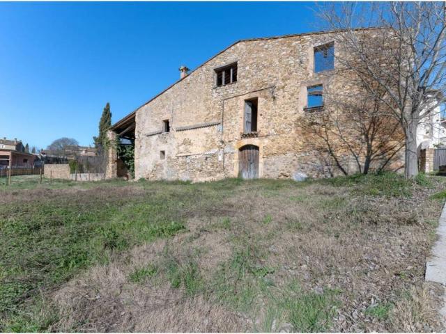 Casa rústica / Caserío en Venta en Esponellà