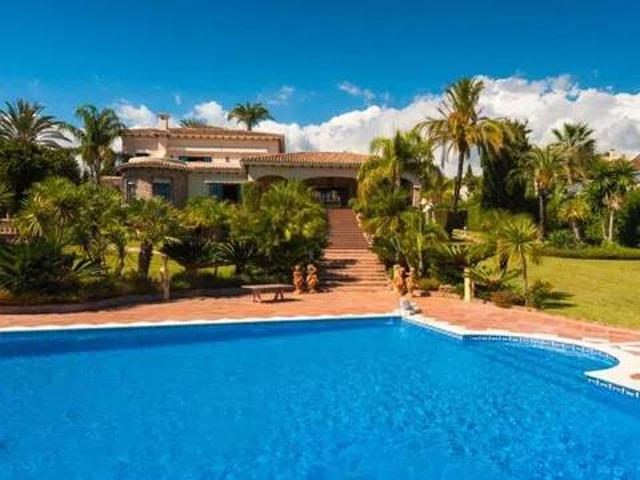 Casa rústica / Caserío en Venta en Estepona