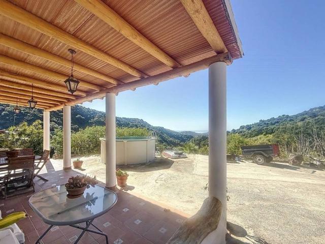 Casa rústica / Caserío en Venta en Estepona