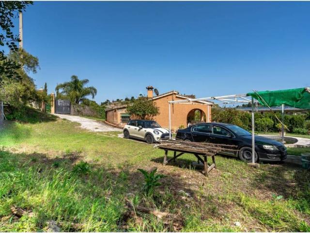 Casa rústica / Caserío en Venta en Estepona