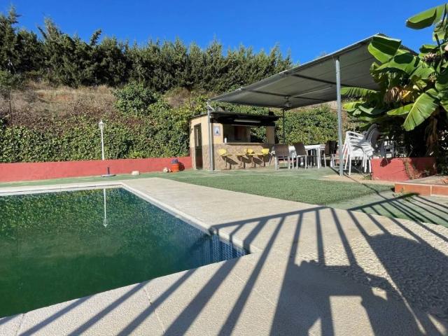 Casa rústica / Caserío en Venta en Estepona