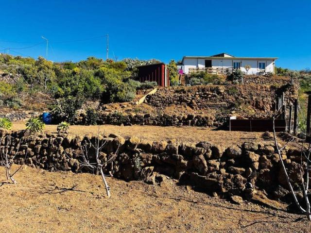 Casa rústica / Caserío en Venta en Fasnia