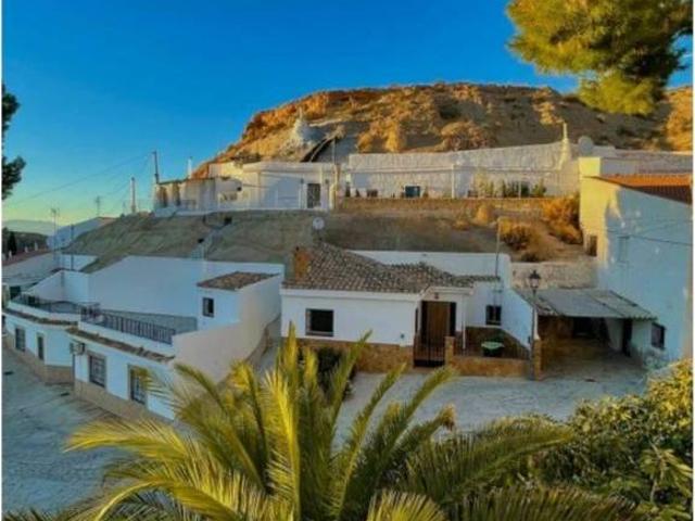 Casa rústica / Caserío en Venta en Freila
