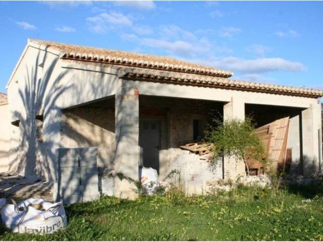 Casa rústica / Caserío en Venta en Gata de Gorgos