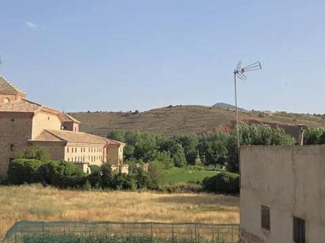 Casa rústica / Caserío en Venta en Gea de Albarracín
