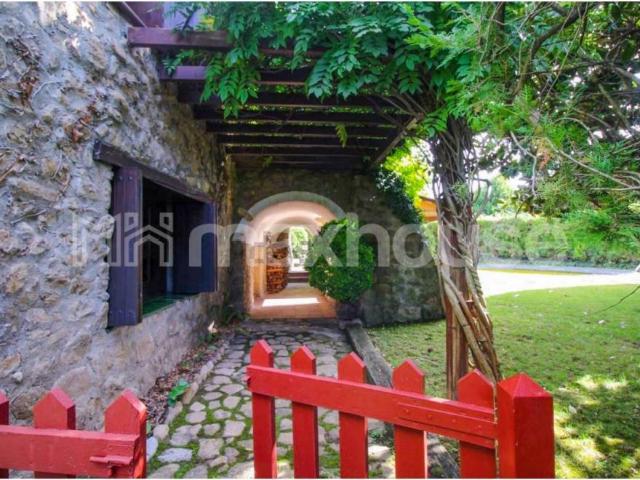 Casa rústica / Caserío en Venta en Girona
