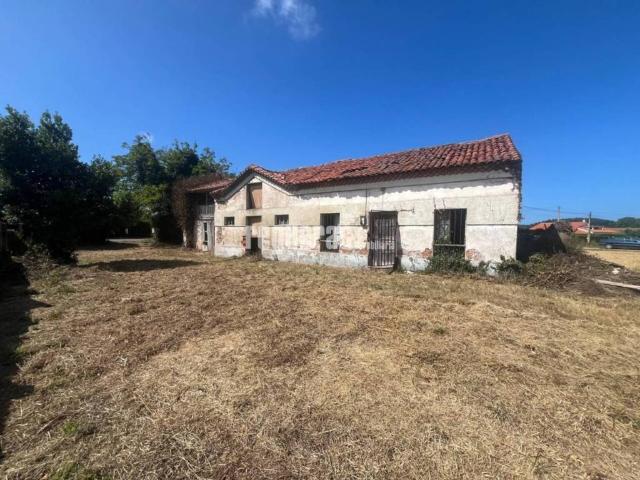Casa rústica / Caserío en Venta en Gozón