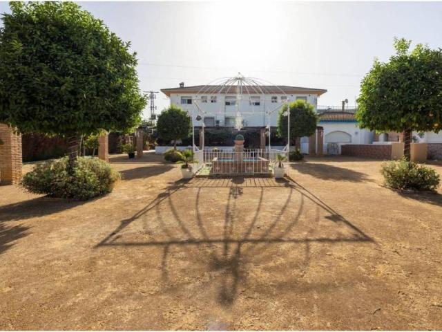 Casa rústica / Caserío en Venta en Granada
