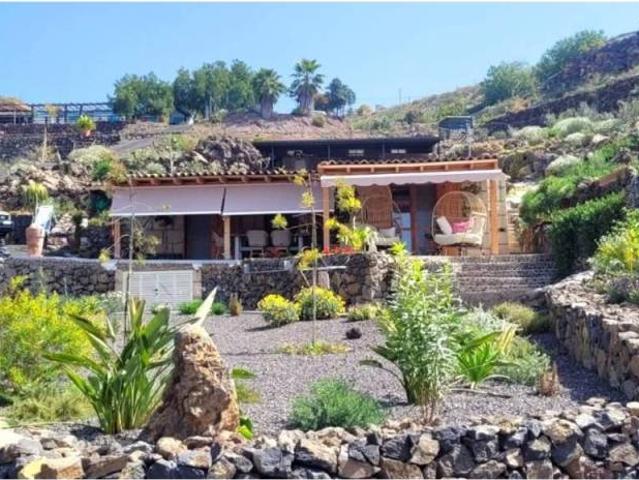 Casa rústica / Caserío en Venta en Guía de Isora