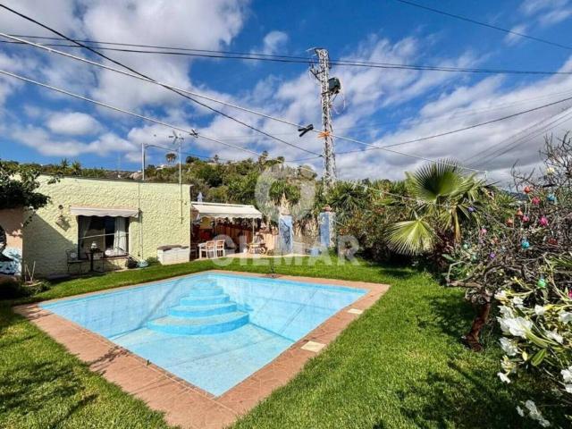 Casa rústica / Caserío en Venta en Guía de Isora