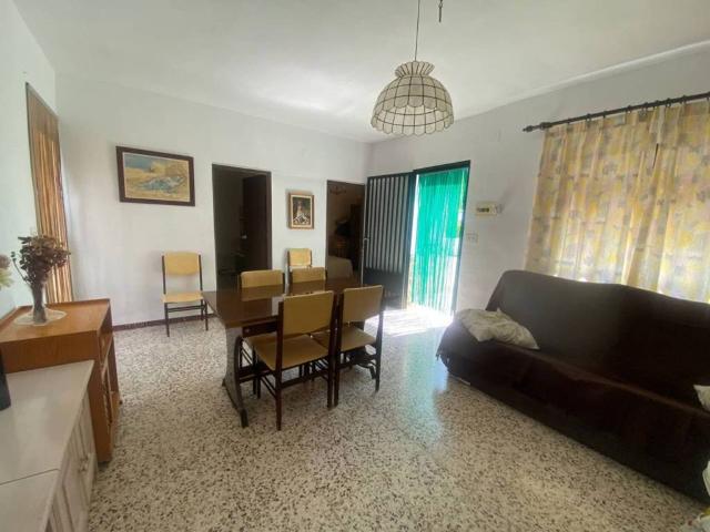 Casa rústica / Caserío en Venta en Hellín