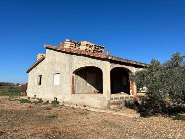 Casa rústica / Caserío en Venta en Hondón de los Frailes