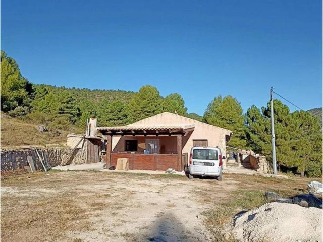 Casa rústica / Caserío en Venta en Hornachuelos