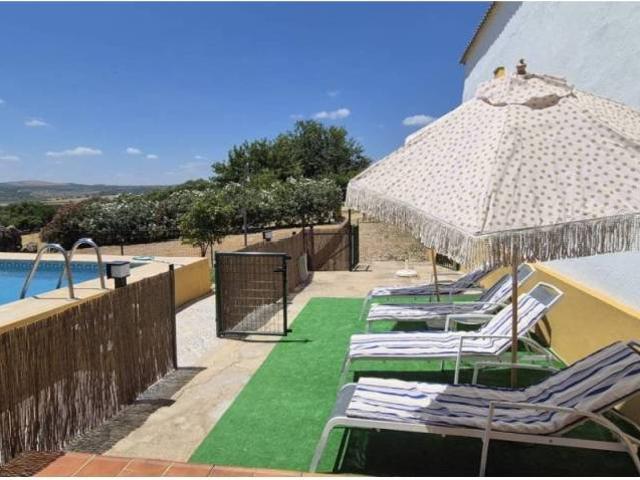 Casa rústica / Caserío en Venta en Hornachuelos