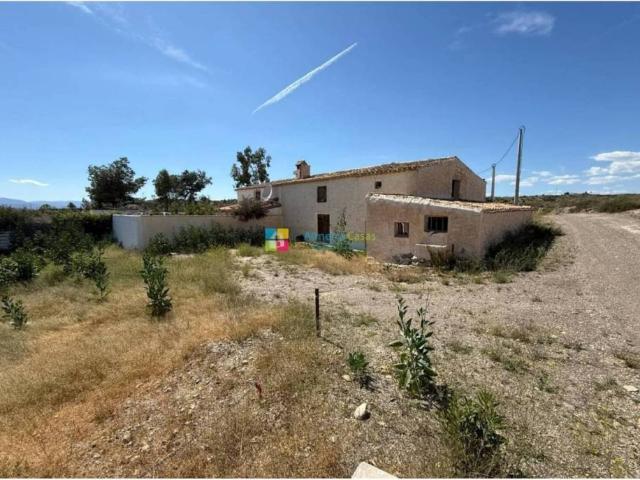 Casa rústica / Caserío en Venta en Huércal Overa