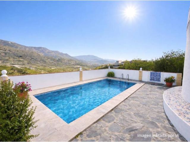 Casa rústica / Caserío en Venta en Ítrabo