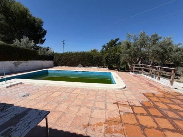 Casa rústica / Caserío en Venta en Jaén