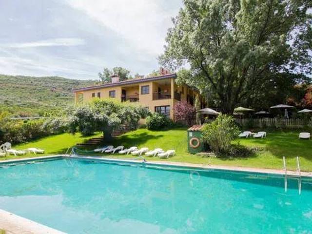 Casa rústica / Caserío en Venta en Jerte