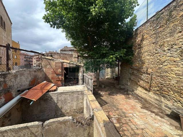 Casa rústica / Caserío en Venta en La Bisbal d'Empordà