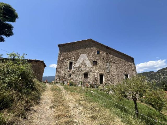 Casa rústica / Caserío en Venta en La Nou de Berguedà