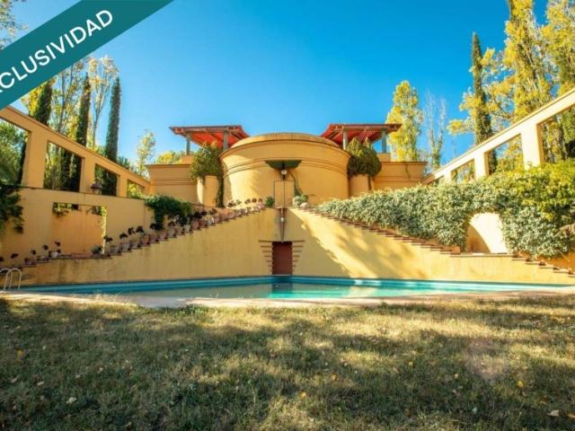 Casa rústica / Caserío en Venta en La Pera