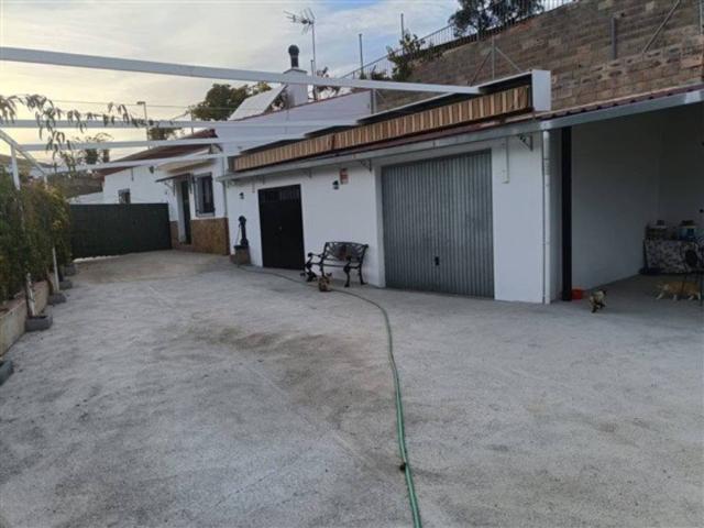 Casa rústica / Caserío en Venta en La Peza