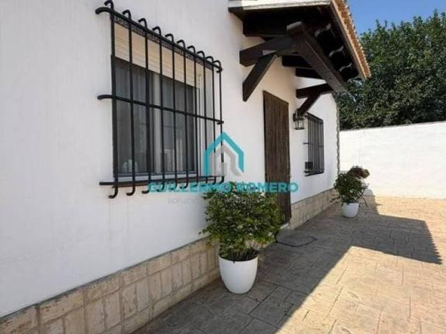 Casa rústica / Caserío en Venta en La Puebla del Río