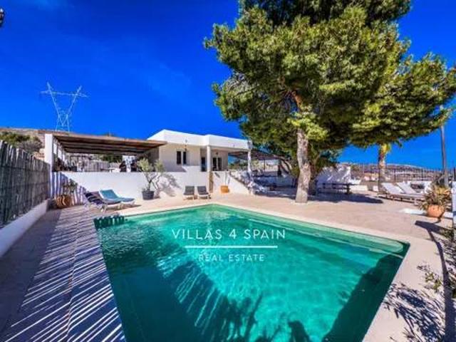 Casa rústica / Caserío en Venta en La Romana
