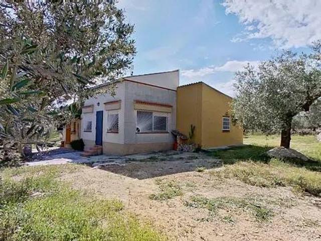 Casa rústica / Caserío en Venta en L'Aldea