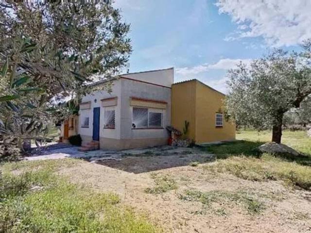 Casa rústica / Caserío en Venta en L'Aldea