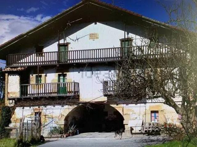 Casa rústica / Caserío en Venta en Larrabetzu