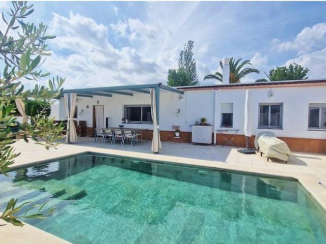Casa rústica / Caserío en Venta en Las Veguillas