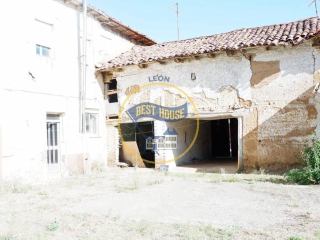 Casa rústica / Caserío en Venta en León