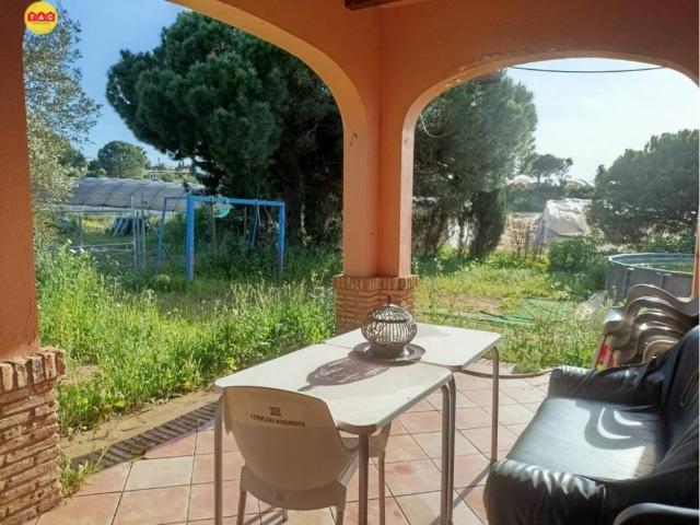 Casa rústica / Caserío en Venta en Lepe