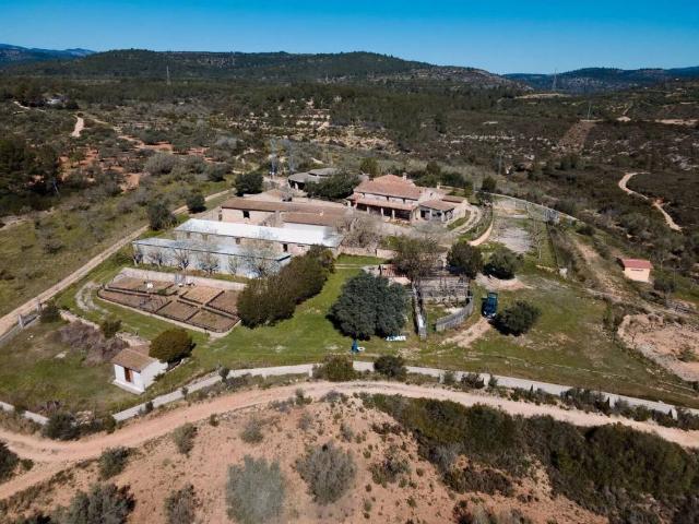 Casa rústica / Caserío en Venta en Les Coves de Vinromà