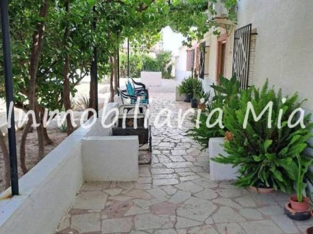 Casa rústica / Caserío en Venta en Lorca