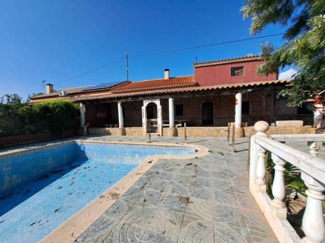 Casa rústica / Caserío en Venta en Lorca