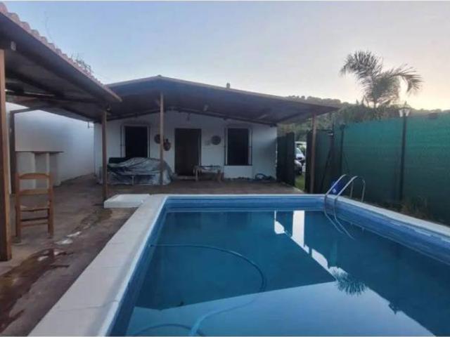 Casa rústica / Caserío en Venta en Los Barrios
