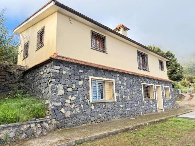 Casa rústica / Caserío en Venta en Los Realejos