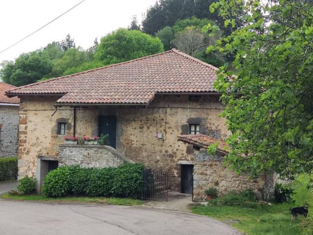 Casa rústica / Caserío en Venta en Llodio Laudio