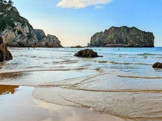 Casa rústica / Caserío en Venta en Llanes