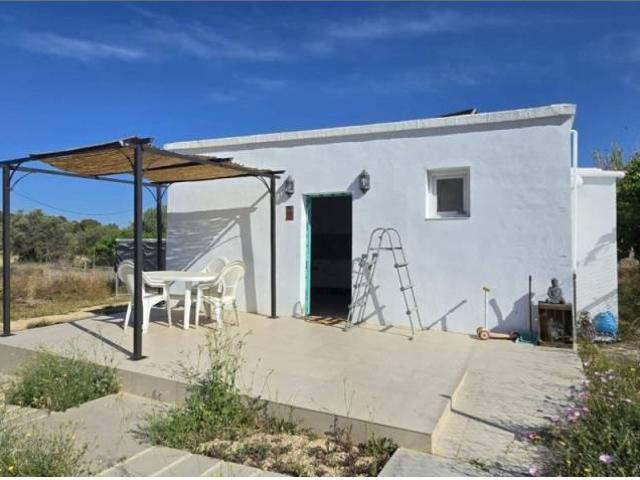 Casa rústica / Caserío en Venta en Llíria