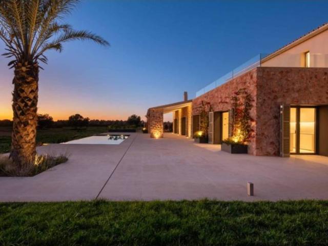 Casa rústica / Caserío en Venta en Llucmajor