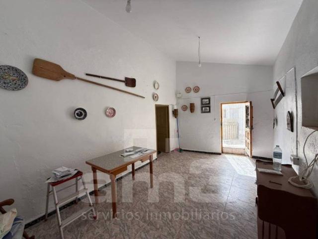 Casa rústica / Caserío en Venta en Lubrín