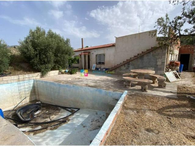 Casa rústica / Caserío en Venta en Lúcar