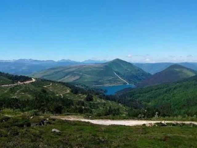 Casa rústica / Caserío en Venta en Luena