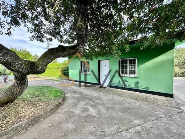 Casa rústica / Caserío en Venta en Lugo